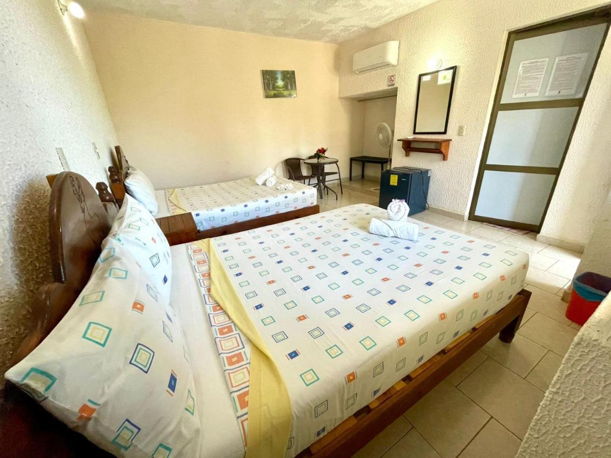 Hotel Bigu ปูแอร์โตเอสกอนดิโด ภายนอก รูปภาพ